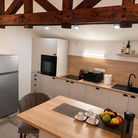 Old Town Charm Apartamento Saraievo